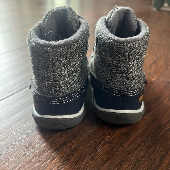 See Kai Run- casual boots-NWOT-size 5 - Picture 4 of 9